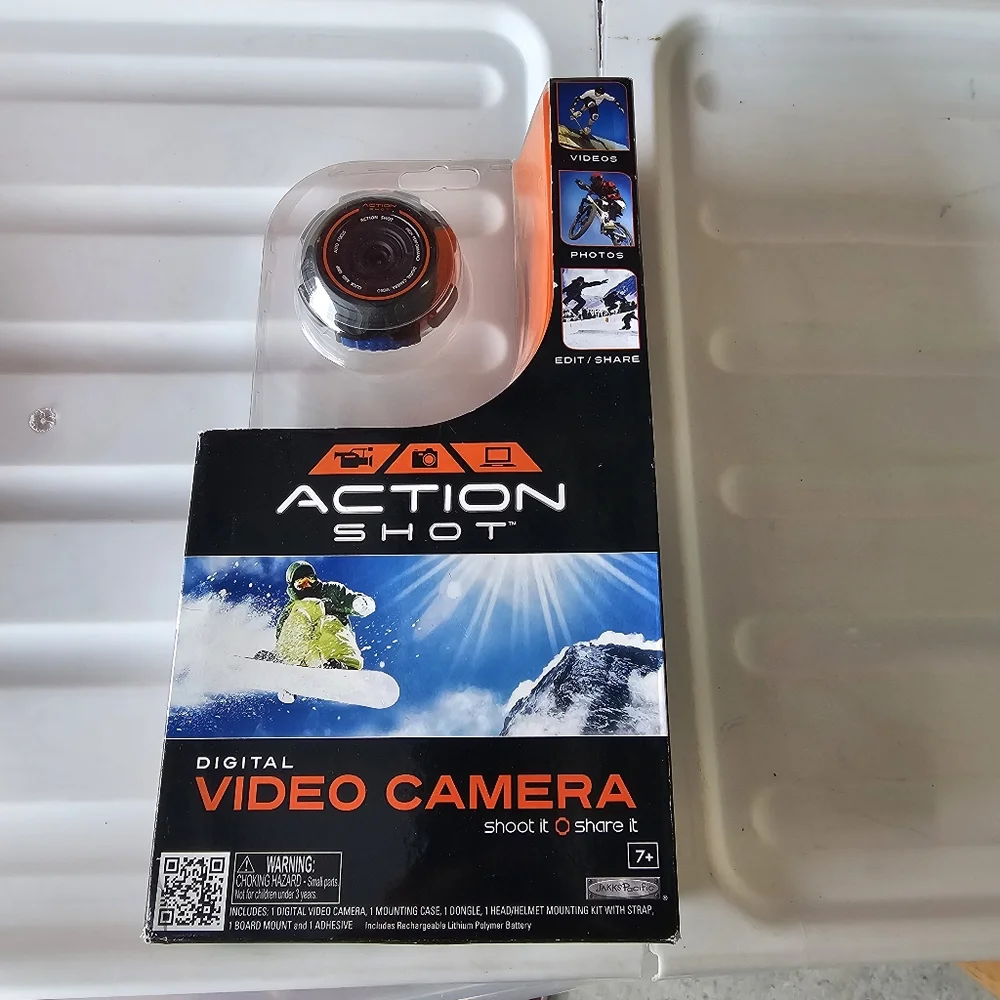 Action Shot Video Camera New in Box Jakks Pacific